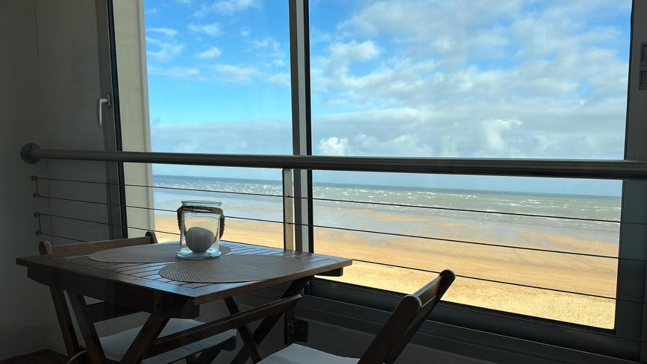 La Plage - Appartement Vue Mer Courseulles-sur-Mer Exterior foto
